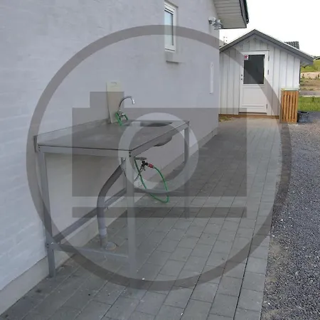 4 Bedroom Amazing In Ferienhaus